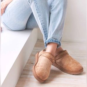 Ugg Classic Slippers